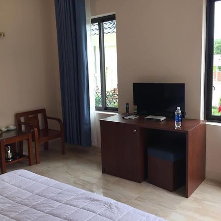 Alo Ha Binh Tien Hotel Thon Binh Hung ภายนอก รูปภาพ