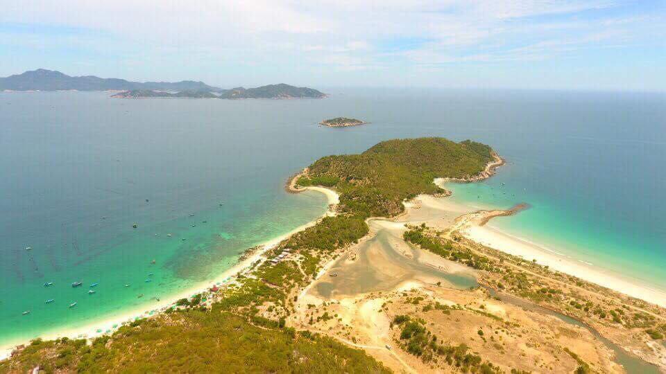 Alo Ha Binh Tien Hotel Thon Binh Hung ภายนอก รูปภาพ