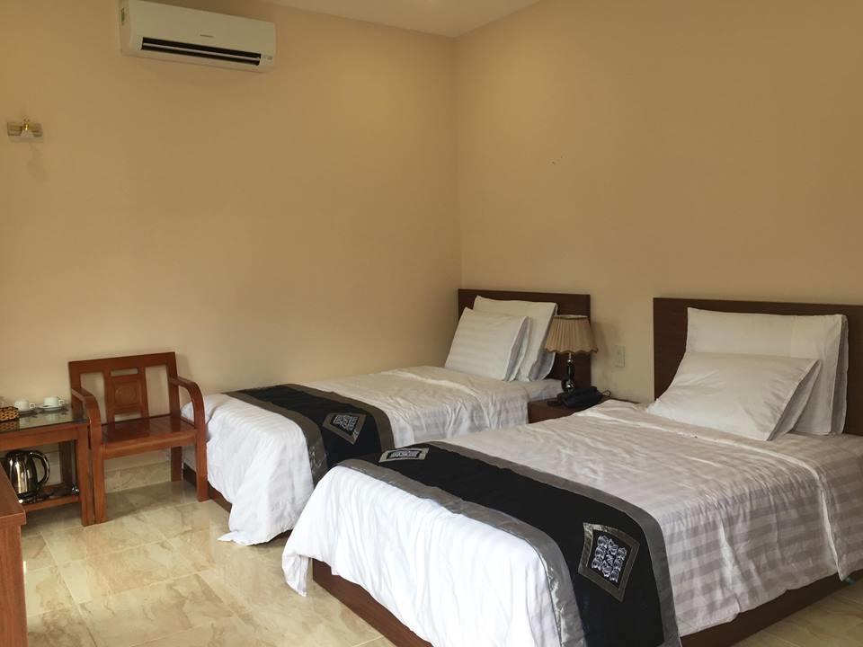 Alo Ha Binh Tien Hotel Thon Binh Hung ภายนอก รูปภาพ